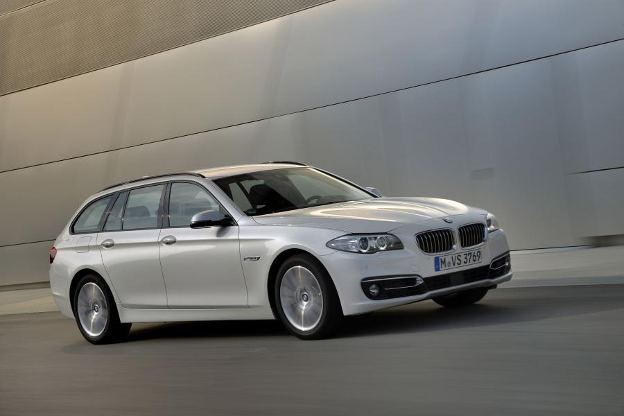  BMW 520d Touring 2014 года  (фото 11 из 46)
